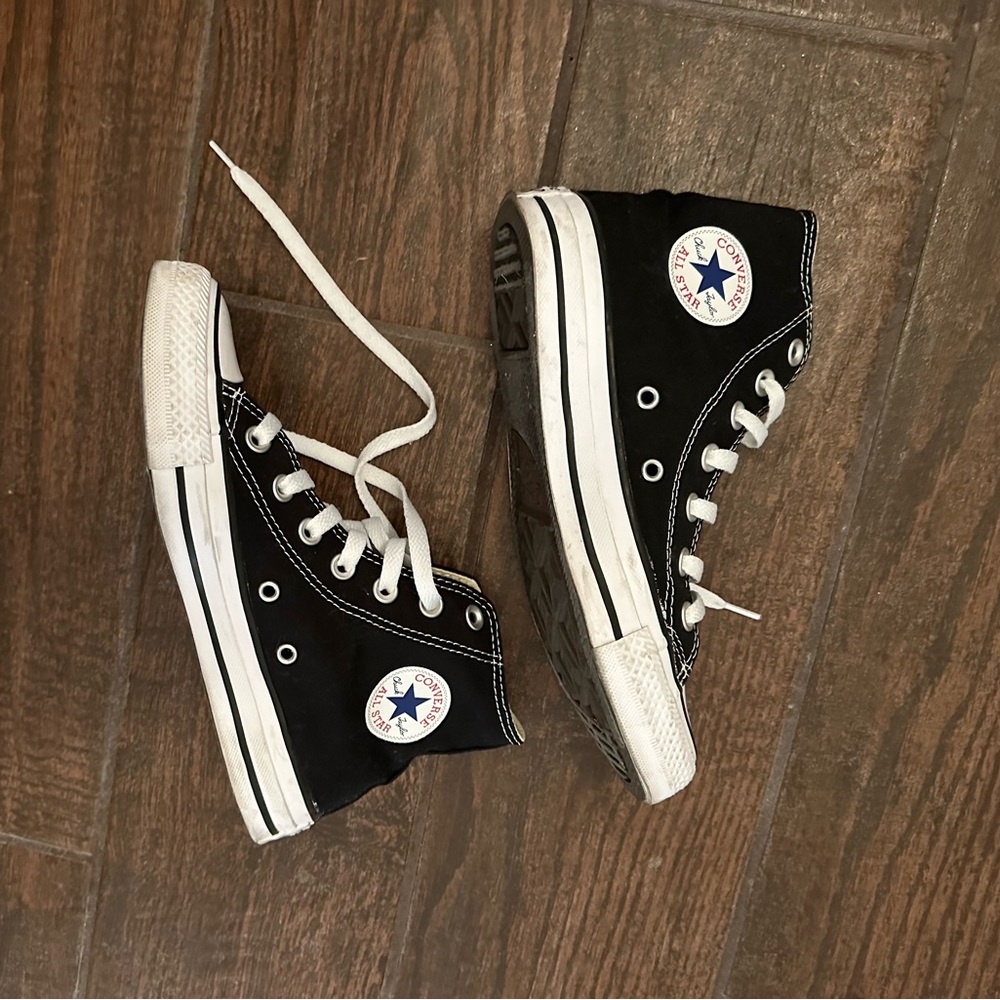 Converse Chuck Taylor All Star High Top (Black) - Women’s - size 6